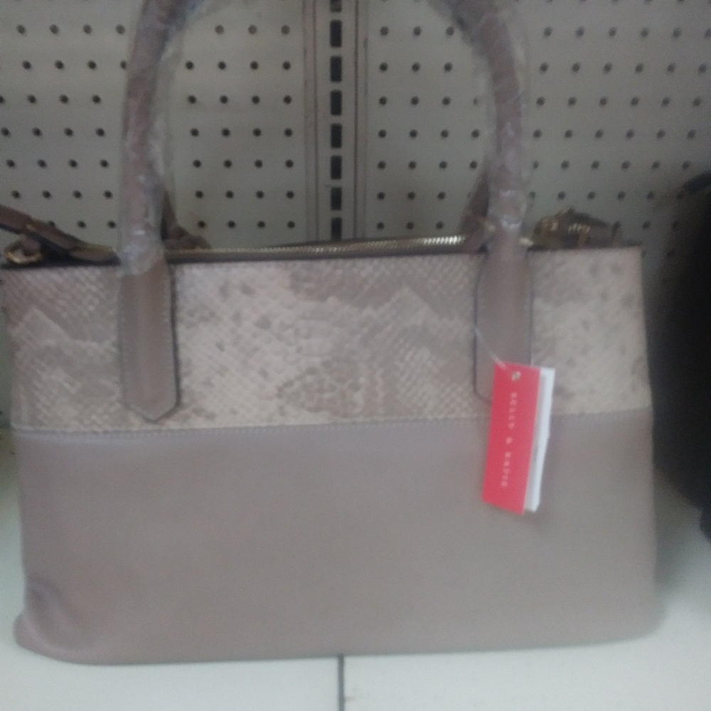 Hand bag